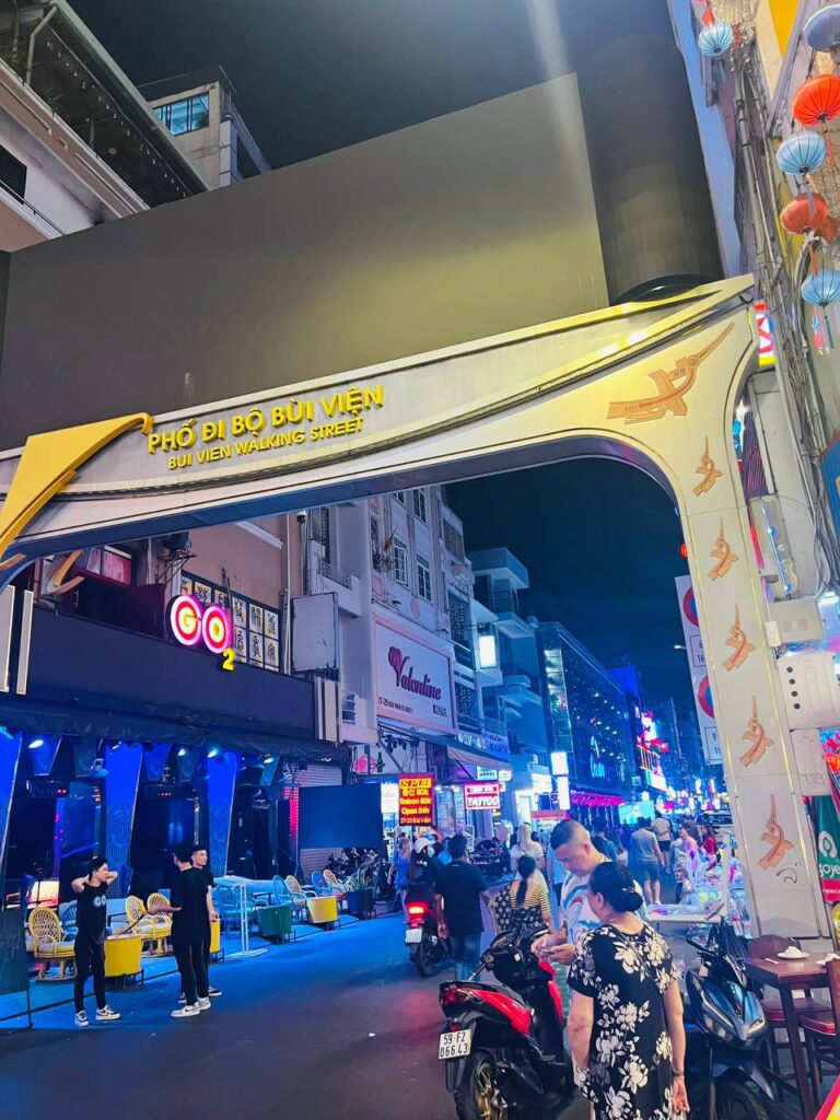 Bui Ven Night Market - Ho Chi Minh