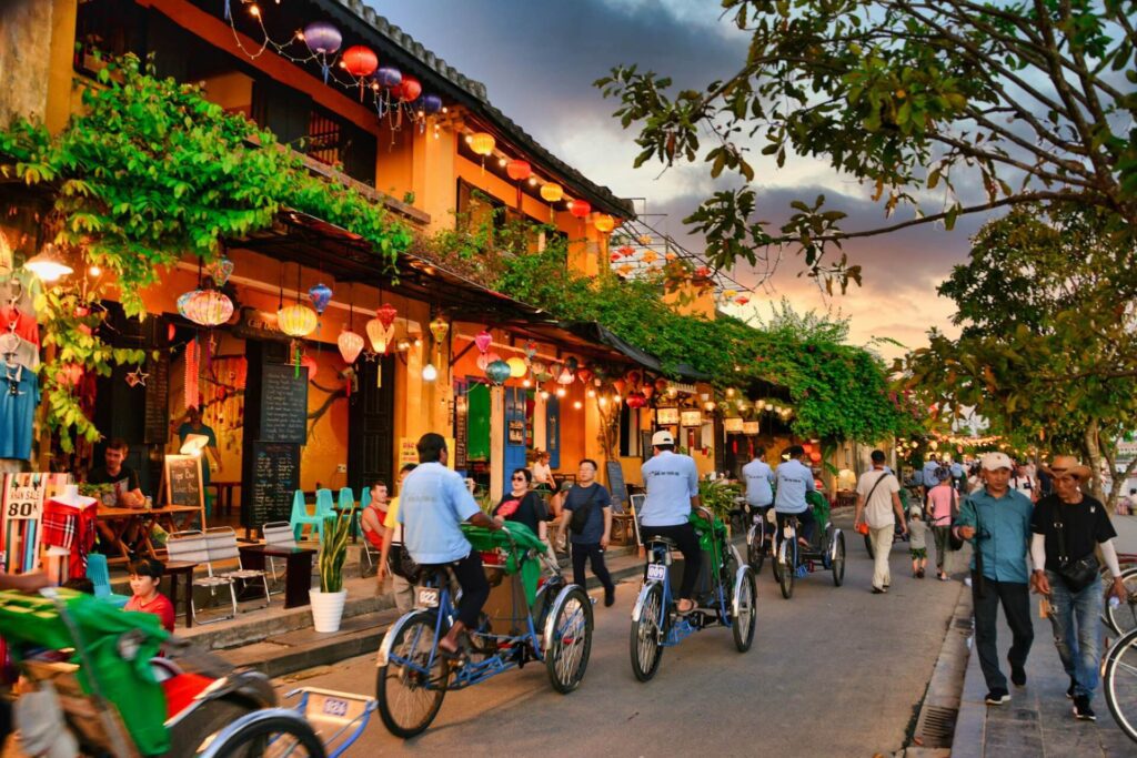 ဒါနန်းမြို့ - Hoi An